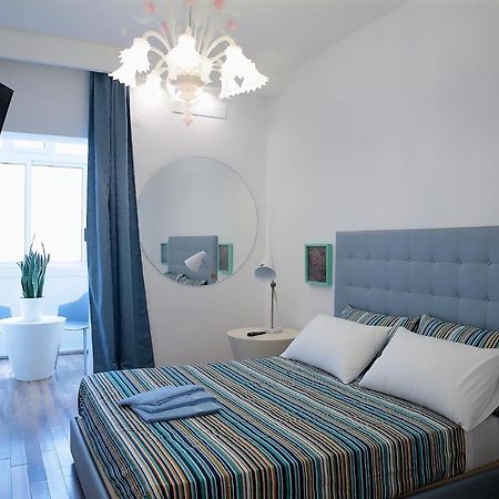 Savoia & Cavour _ Premium Signature _ Hotel Bari Luaran gambar