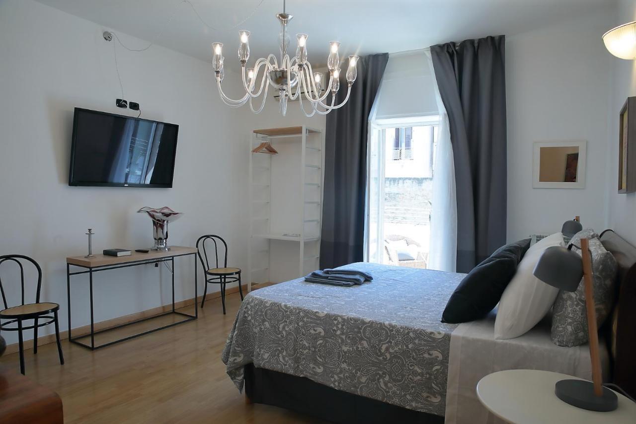 Savoia & Cavour _ Premium Signature _ Hotel Bari Luaran gambar