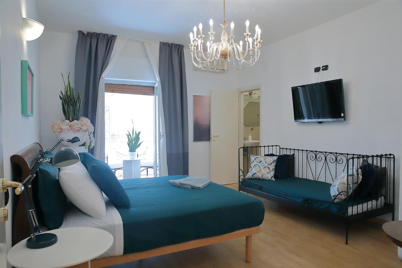 Savoia & Cavour _ Premium Signature _ Hotel Bari Luaran gambar