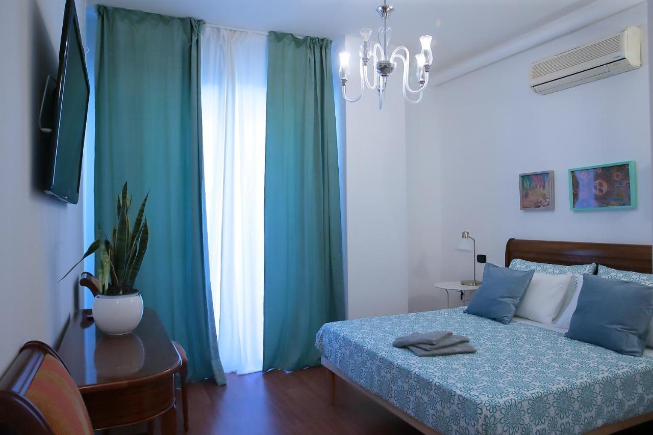 Savoia & Cavour _ Premium Signature _ Hotel Bari Luaran gambar